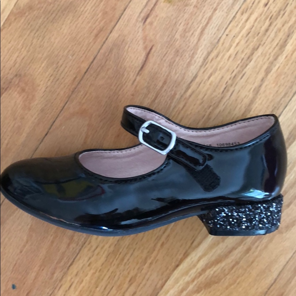 Patent Leather Mary Jane girls shoes